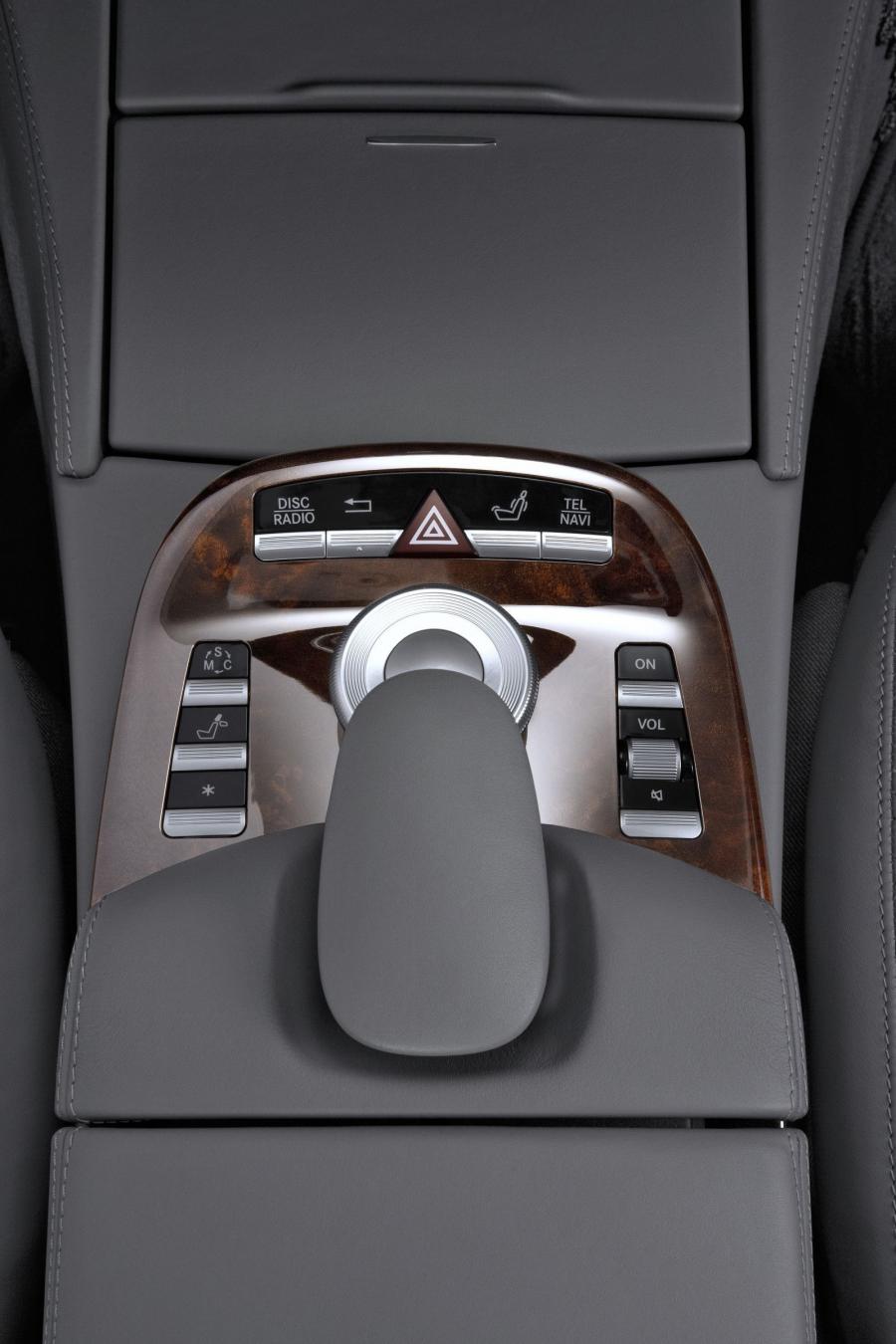  Mercedes-Benz S-Class 2007 года  (фото 354 из 414)